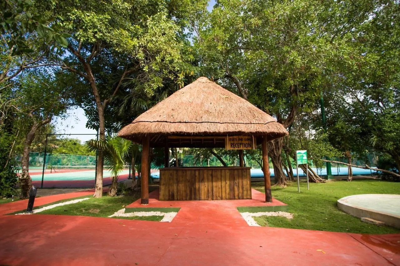 Sunscape Akumal Beach Resort & Spa