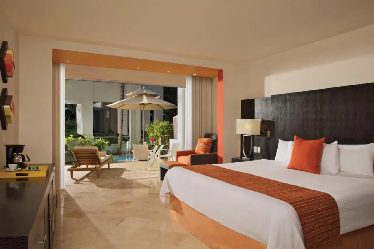 Sunscape Akumal Beach Resort & Spa 4*,  Mexico