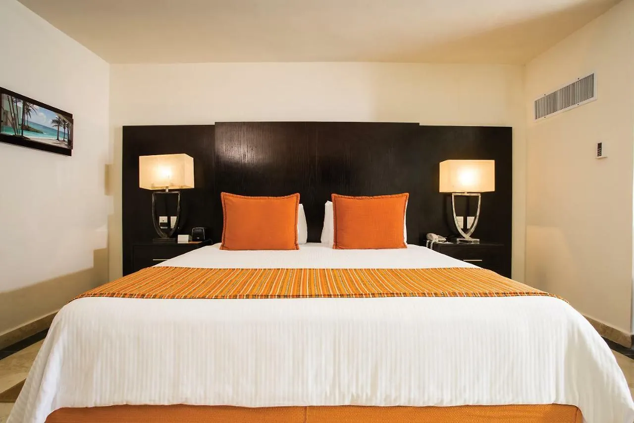 Sunscape Akumal Beach Resort & Spa