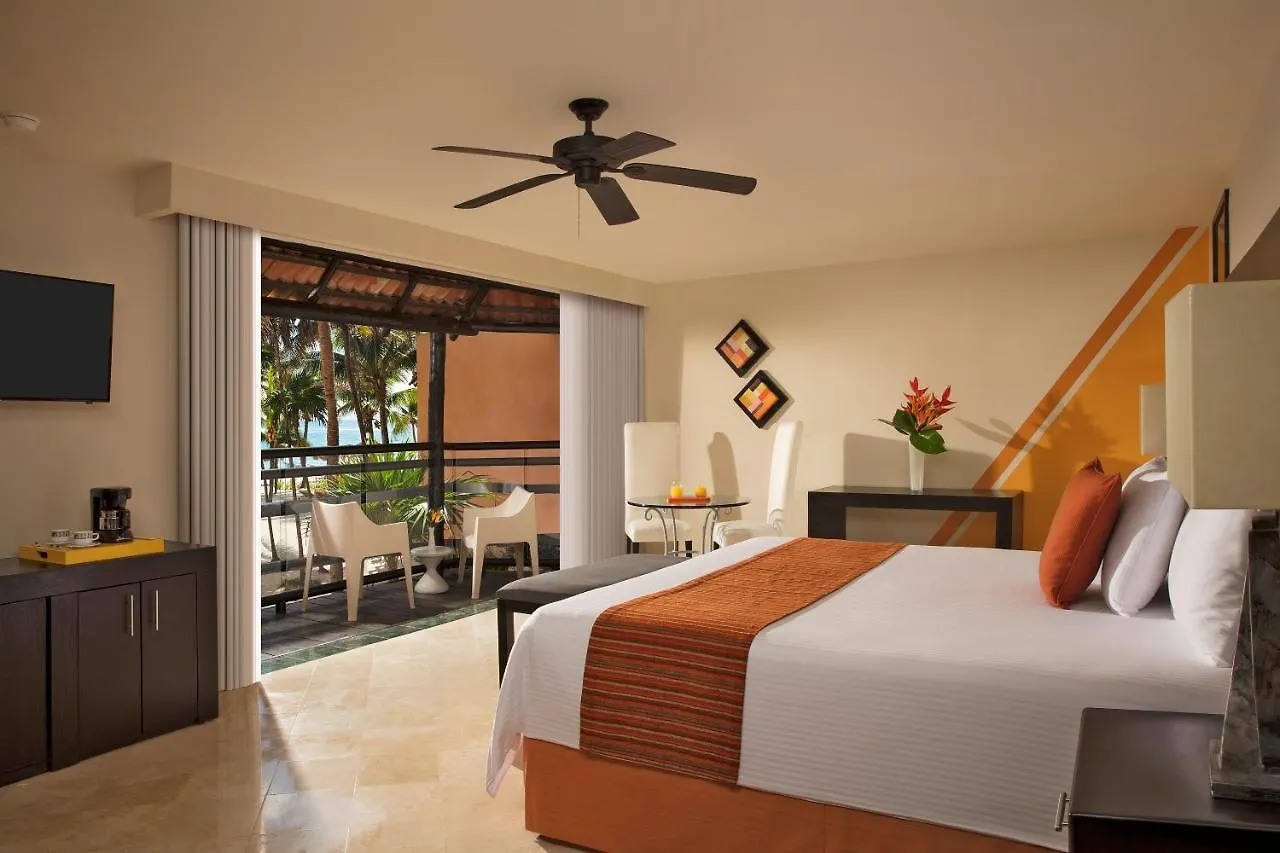Sunscape Akumal Beach Resort & Spa